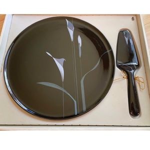 1980s Mikasa Black Opus 12" Cake Plate And Server
